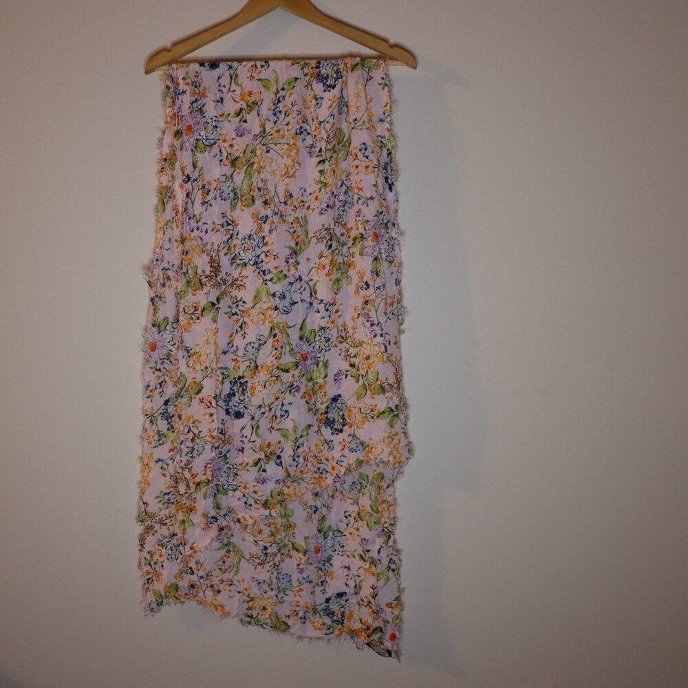 Lands' End pink floral rectangle lightweight scarf